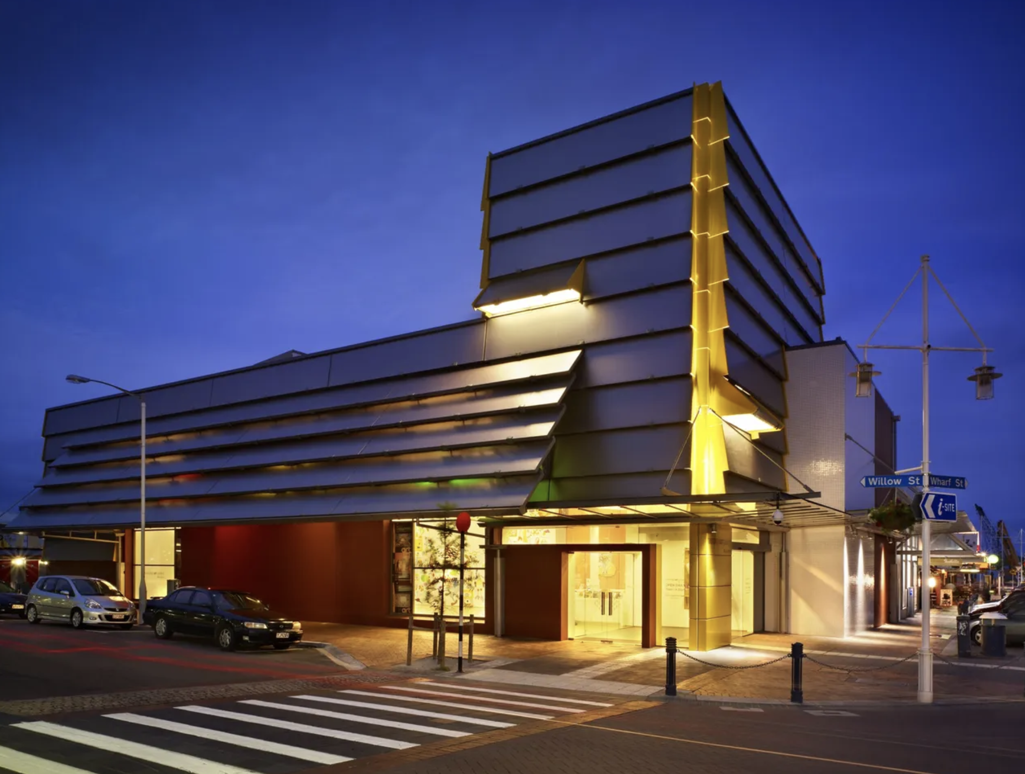 Lorem Ipsum Dolor Sit Amet